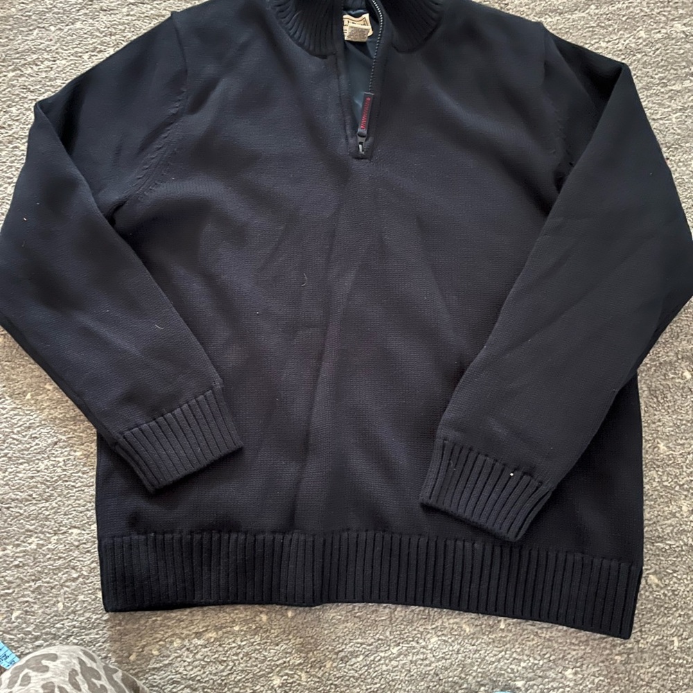 Men's navy Sweater